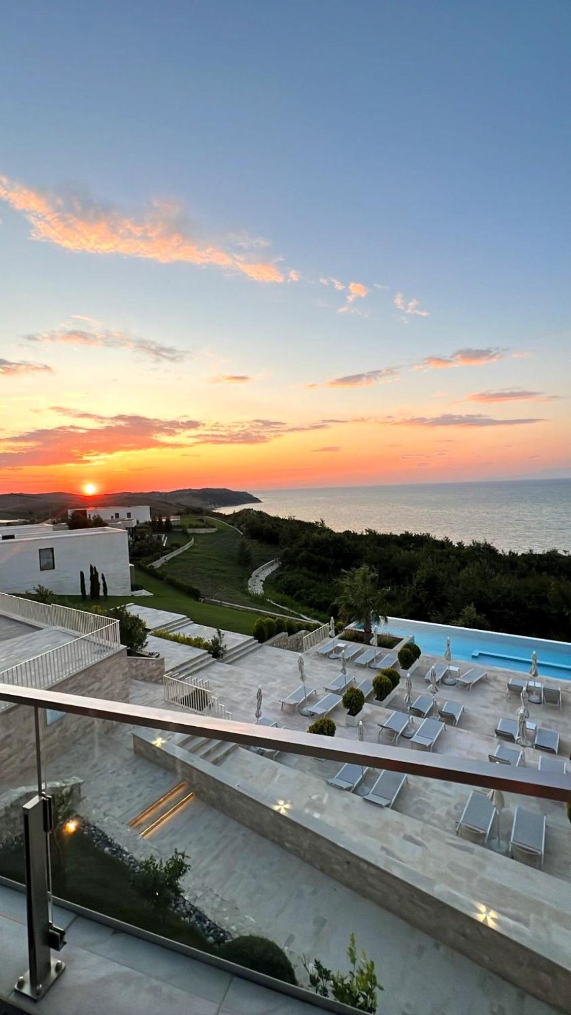 Duplex Seaview Condo Дуррес Экстерьер фото